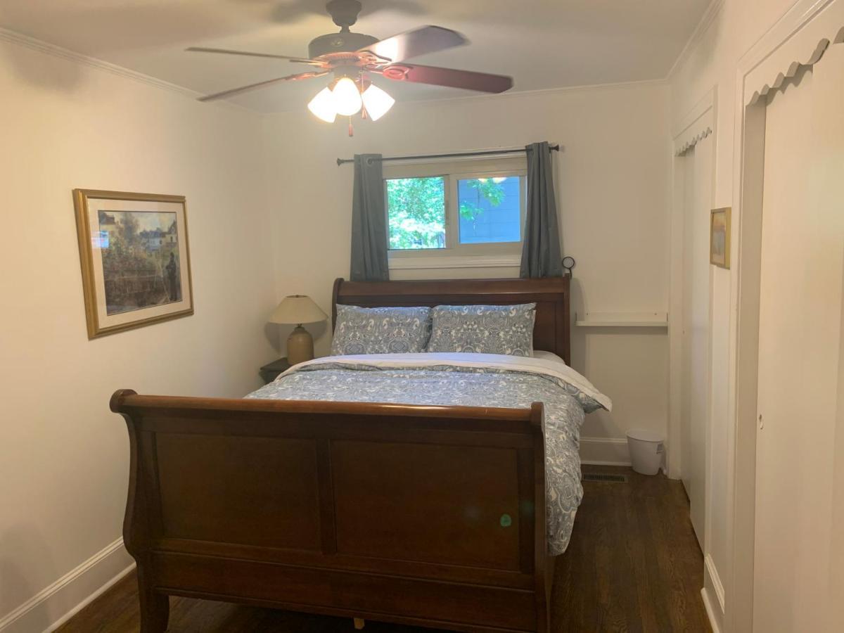 Briar Creek Rd Bnb Charlotte Bagian luar foto